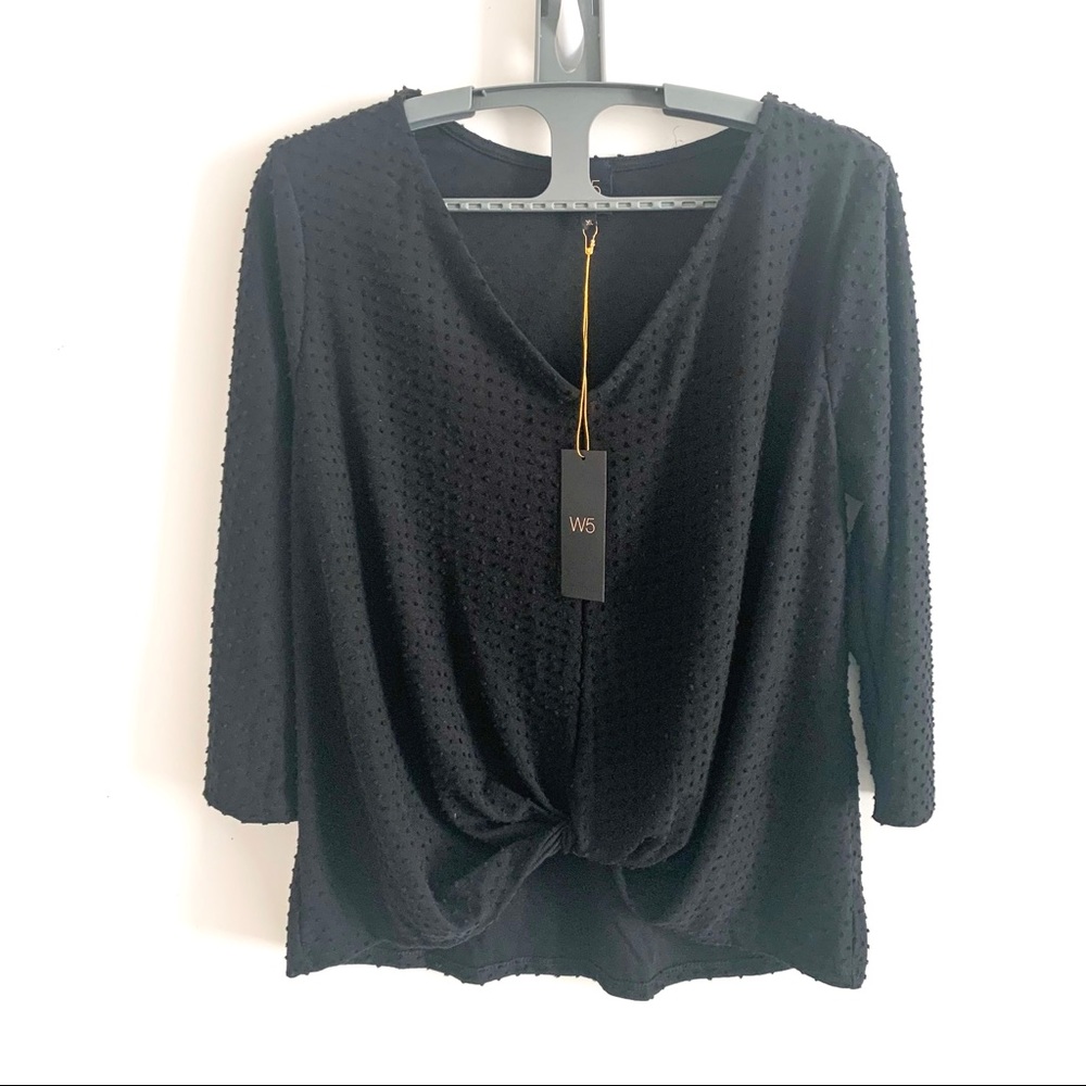Anthropologie W5 twist front V- neck black top size xl in Women